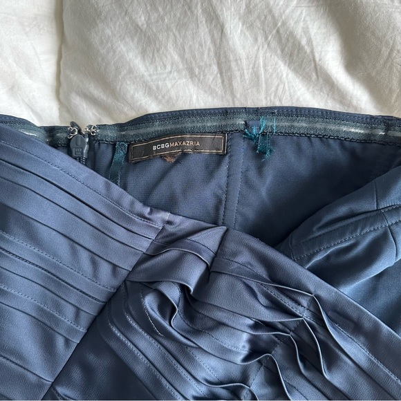 Y2K BCBGMaxazria Dark Navy Crepe Ruffled Strapless Dress - Picture 6 of 9